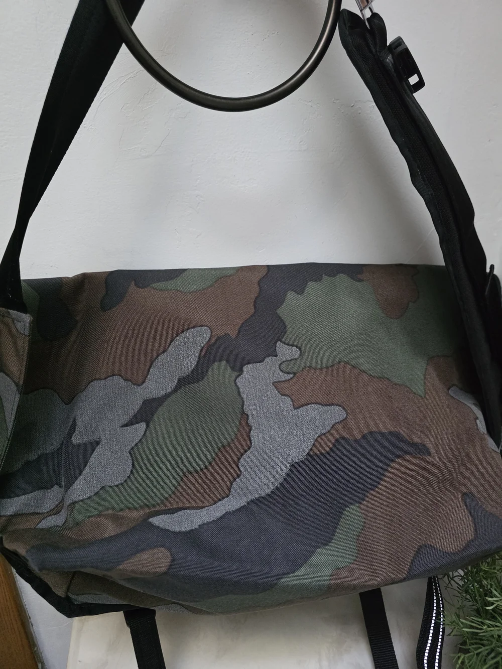 Chrome Camo 24L Messenger Laptop Bag in Camo,  NWOT, Limited Edition Series!